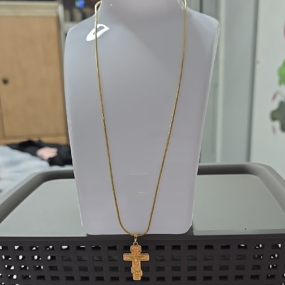 Gold Cross Pendant Necklace